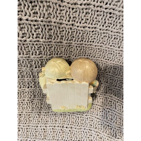 Vintage 1983 Josh and Jennifer Ceramic Bank by Wallace Berrie - Picture 3 of 5